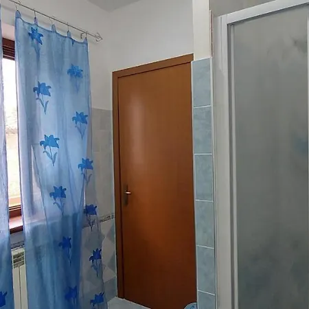 La Casa Di Alberto בית הארחה קמרינו